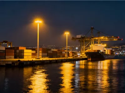Iluminación de aeropuerto y puerto