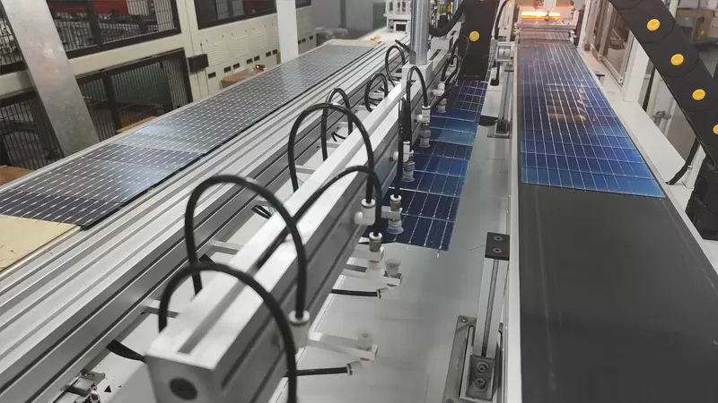 Producción de paneles solares